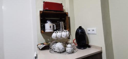 Vinebre Apartment | Cal Felico: Family-Friendly Retreat with Hot Tub & Breakfast