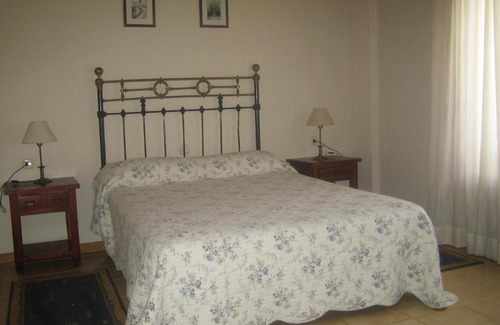 Ribera d'Urgellet House | Family-Friendly Retreat at Cal Font: Rated 9/10 by Guests