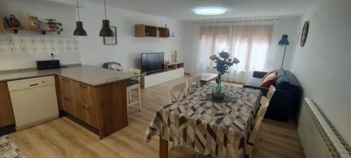 Castello de Farfanya House | Child-Friendly Escape at Cal Josep del Moto, Castelló de Farfanya
