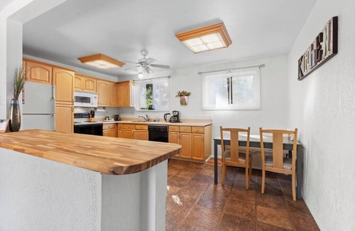 Loveland House | Spacious Family Retreat with Pool & Full Kitchen - 9.8/10