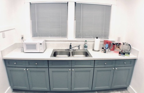 Oleander - Sunset Apartment | Relax in a Private Apt with King Bed and Great Amenities