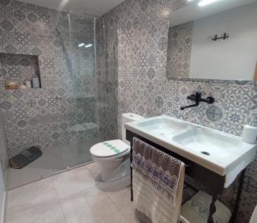 Aiguamurcia House | Family-Friendly Retreat at Cal Masot del Gaià Hotel