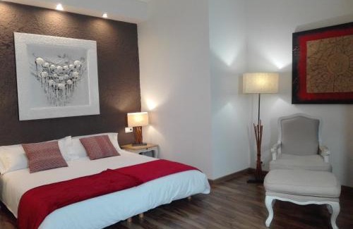 Premia de Dalt Bed & Breakfast | Oceanfront Cal Music B&B: Rated 9/10 with Pool & Dining