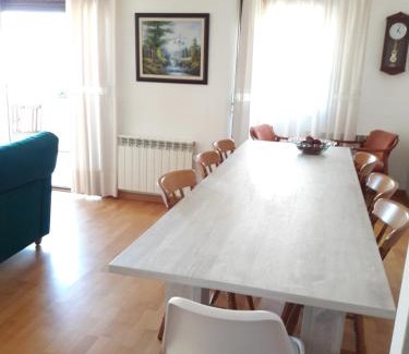 Tremp Apartment | Discover Cal Richi: Highly Rated & Family-Friendly Stay