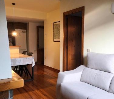 Esterri D'Aneu Apartment | Top-Rated Cal Roger D'Esterri with Family-Friendly Amenities