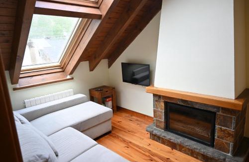 Esterri D'Aneu Apartment | Top-Rated Cal Roger D'Esterri with Family-Friendly Amenities