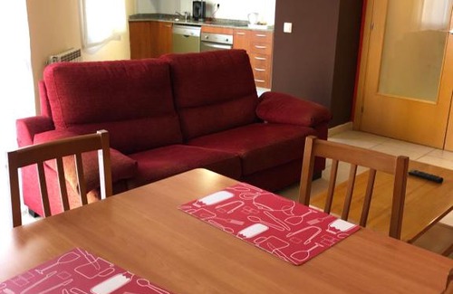 Figueres Apartment | Discover Cal Sastre: Family-Friendly & Accessible Retreat