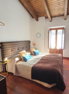 Camprodon Apartment | Discover CAL TRANQUIL: Cozy Attic in Camprodon Center