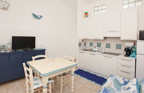 Capo Coda Cavallo Apartment | [★★★★★ Cala Brandinchi] Beach House with Terrace, Free Parking, Free WiFi