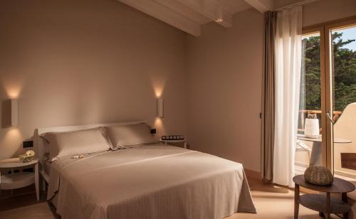 Li Cuncheddi Hotel | Relax at Cala Cuncheddi - A 4-Star Oceanfront Retreat
