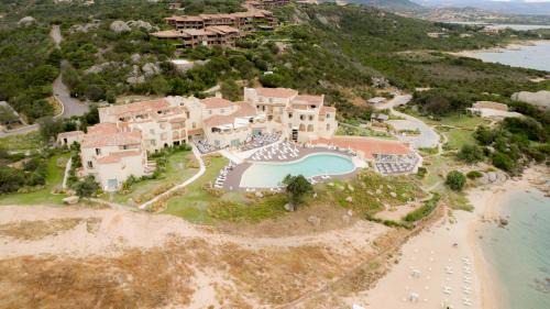 Li Cuncheddi Hotel | Relax at Cala Cuncheddi - A 4-Star Oceanfront Retreat