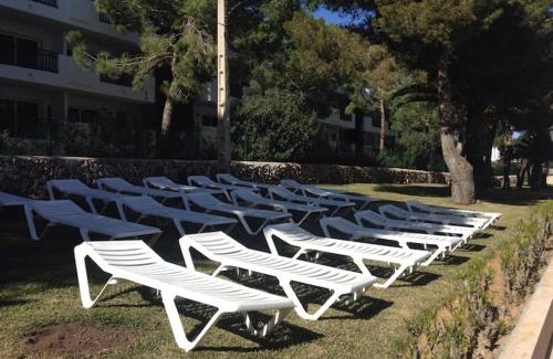 Cala d'Or Apartment | Oceanfront Cala Ferrera: Guest Rated 9.1, Pet Friendly Stay