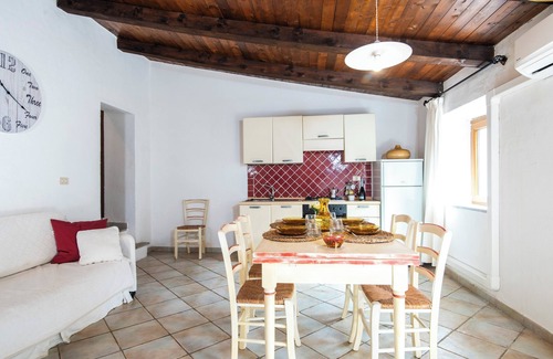 La Maddalena Apartment | Oceanfront Cala Francese Timo - Family-Friendly Getaway