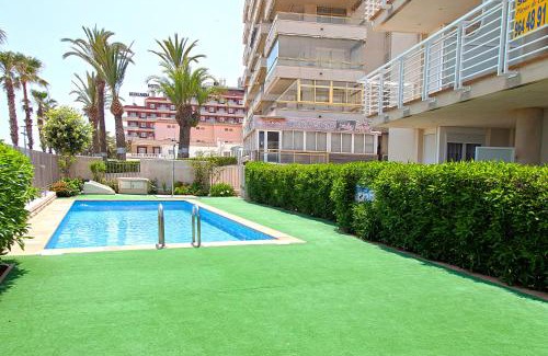 Peniscola Apartment | Relaxing Retreat at Cala Josep - 4-Star Family Getaway