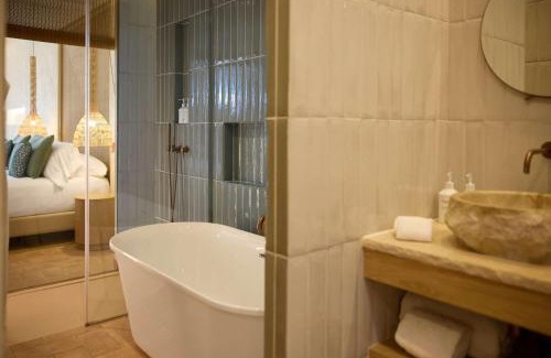 Puerto San Miguel Hotel | Exclusive Club Cala San Miguel Hotel Ibiza - Adults Only Retreat