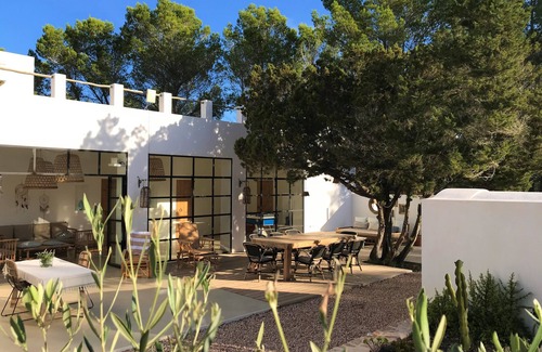 Formentera House | Peaceful Villa Near Cala Saona Beach - 10 Min Walk