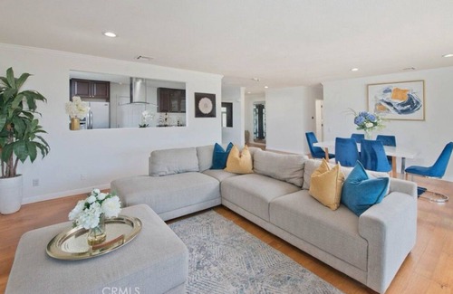 Calabasas House | Calabasas Home with Spectacular Views, Pool & Spa Amenities