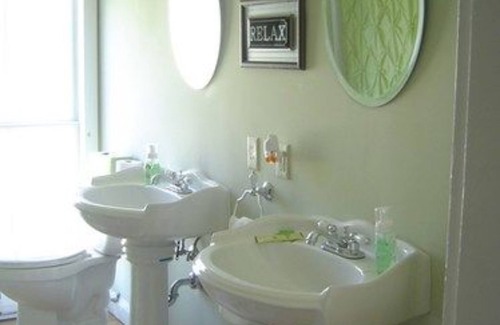 Calais Bed & Breakfast | Guest Rated: Calais Crossing B&B with Family-Friendly Amenities