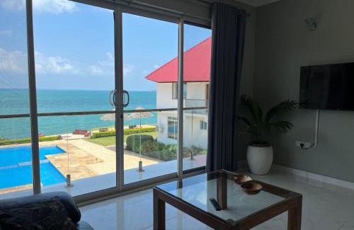 Fumba Resort | Family-Friendly Calamari Beach Resort with Oceanfront Pool