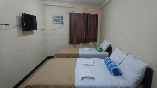 Calamba Hotel | Budget-Friendly Calamba Pension Plaza with Breakfast Included