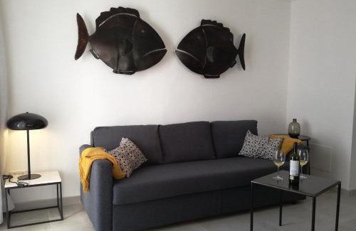 Son Servera Apartment | Calamilloraptm2: Oceanfront Bliss with Top Guest Ratings
