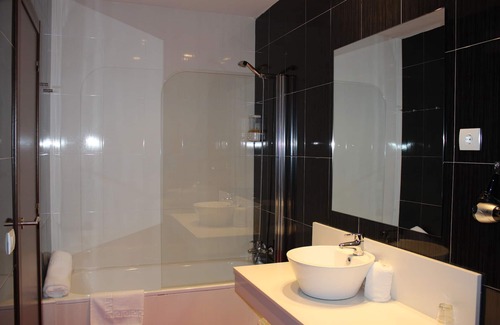 Liencres Hotel | Relax at Calas de Liencres: Spa & Family-Friendly Stay