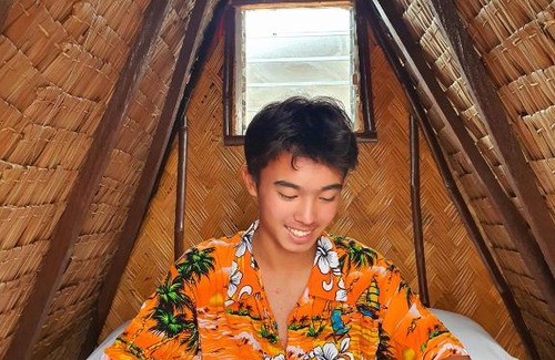 Calatagan Cabin | Beachfront Bahay Kubo in Calatagan - Pet Friendly Stay