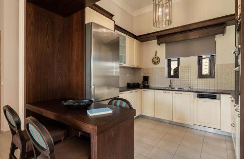 Platanias Town Villa | Pet-Friendly Caldera Platanias Villas with High Guest Ratings