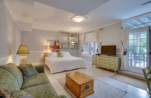 Caledon Bed & Breakfast | Explore Caledon Manor and Country Inn for a Memorable Stay