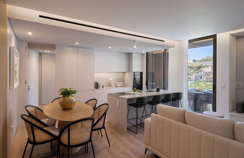 Calheta Apartment | Calheta Hills I – With pool and sea view
