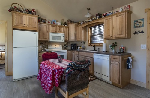 Bryson City Bed & Breakfast | Discover Calhoun House Inn & Suites: 9.6/10 Guest Rated