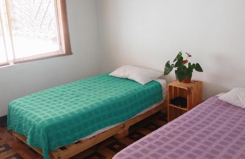 Laureles - Estadio House | Pet-Friendly Retreat at Calibrí: Ideal for Families