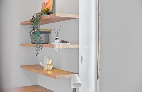Jakarta Apartment | Inviting Calida by Kozystay - Kuningan with Pool Amenities