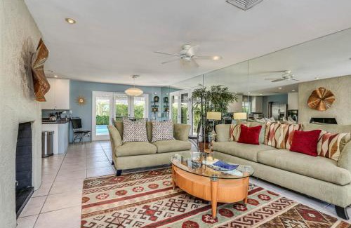 Araby House | California Life: Family-Friendly Retreat with Pool & Pets