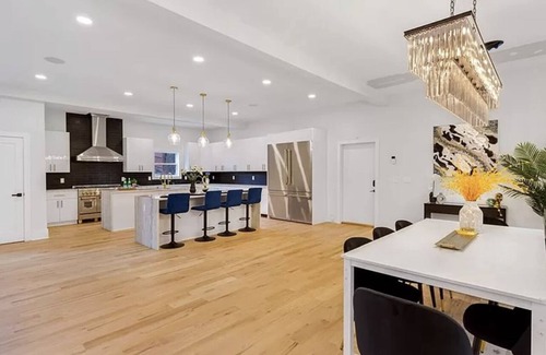 Buckhead House | California Modern Home In Buckhead