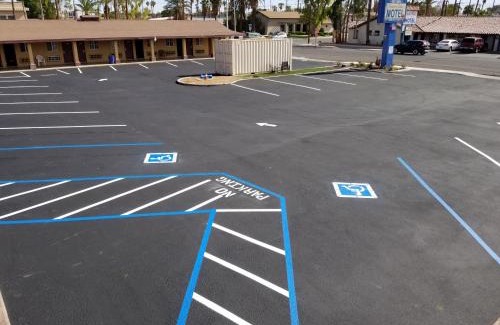 Calexico Hotel | Pet-Friendly California Suites Motel with Kitchen Access