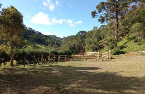 Goncalves Ski Chalet | Caliluma: Pet-Friendly Retreat with Breakfast & Eco Amenities