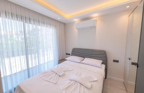 Cesme Apartment | Family-Focused Çalış Suites Hotel with Oceanfront Views