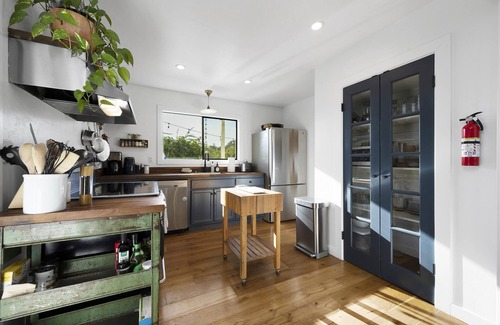 Calistoga House | Ideal Getaway at The Calistoga Cottage — 5 Mins to Downtown