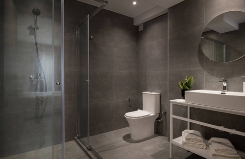 Kalivia Poliyirou Hotel | Discover Calives Premium Stay: Family-Friendly Getaway