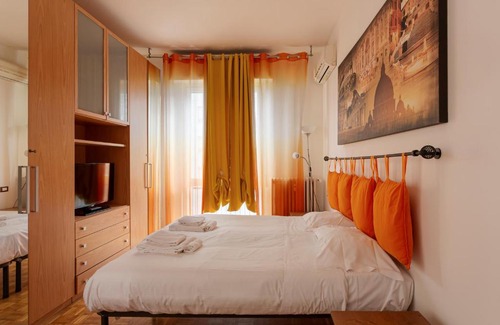 Bicocca Apartment | Discover Casa - Bignami M5: Family-Friendly Getaway