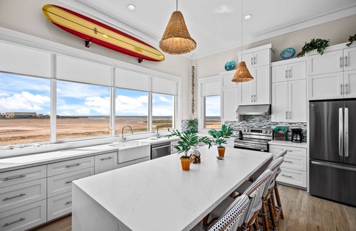 The Shores House | Experience Call Me The Breeze: Custom Beach House Retreat