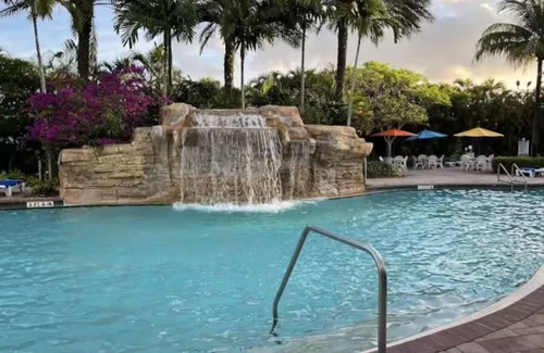 Weston Apartment | Call this your peace and home.