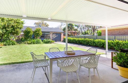 Callala Beach House | Inviting Callala Dreams - Steps from the Beach with Hot Tub