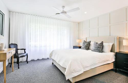 Callala Beach House | Inviting Callala Dreams - Steps from the Beach with Hot Tub
