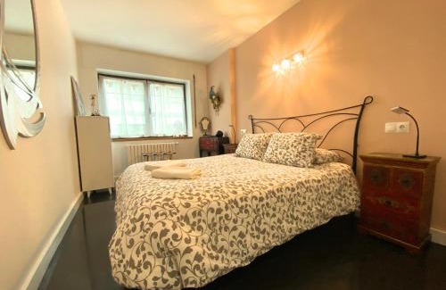 Andorra la Vella Apartment | Family-Friendly Retreat at Callaueta in Centro Comercial