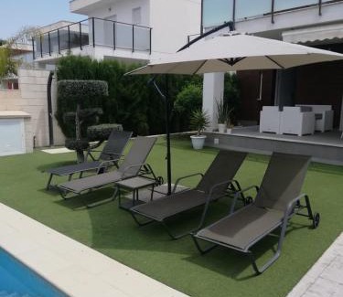 Puerto Marino Villa | Elegant Oceanfront Villa with Pool at Calle Malta 19