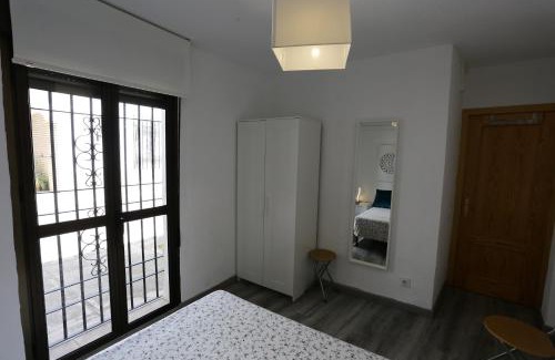 San Basilio Apartment | Discover Calle San Basilio - Patios: Pet-Friendly Escape