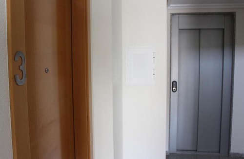 Santa Pola Apartment | Elegant Calle San Jose Attic with Roof Terrace & Access