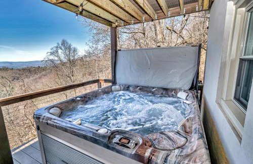 Apple Ridge House | Family-Friendly Retreat at Calling Me Home Hotel